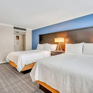 Staybridge Historic District By Ihg *** Savannah